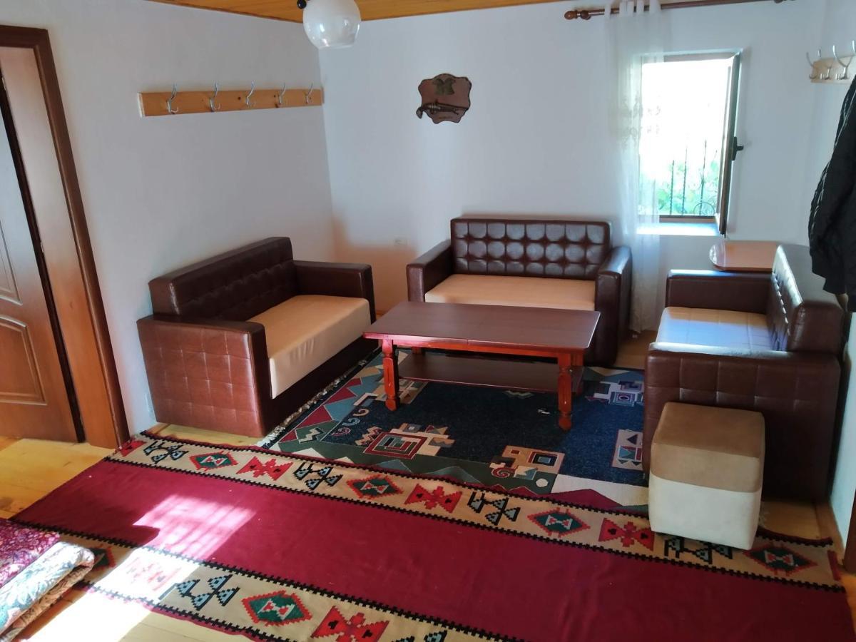 Guesthouse Shtini Fshat 外观 照片